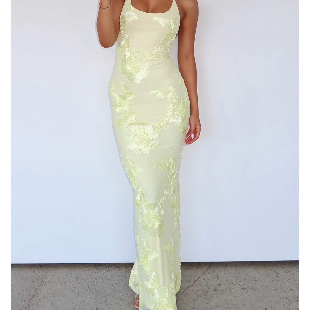 White Fox Summer Ready Maxi Dress  Lemon Yellow NWT Size Small or XXS